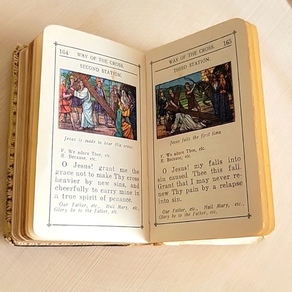 Vintage 1925 Pearls of Prayer Children's Prayer Book- Celluloid Cover - Picture 7 of 8